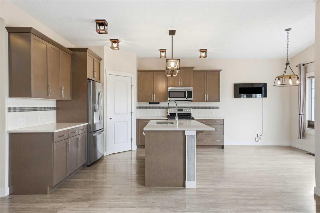 46 Fireside Place, Cochrane, AB