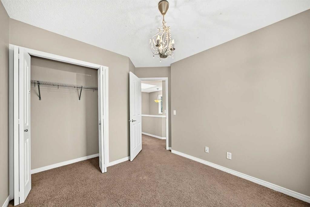 91 Autumn View Se, Calgary, AB