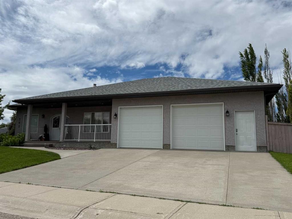 201 Aspen Way, Vulcan, AB