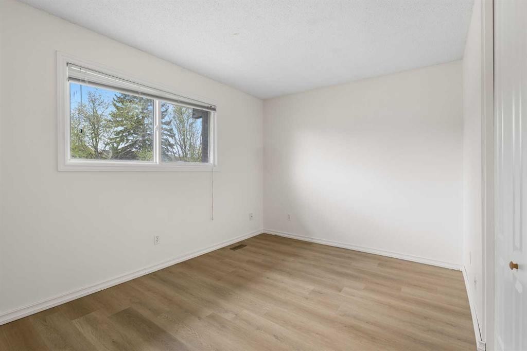 268 Madeira Place Ne, Calgary, AB