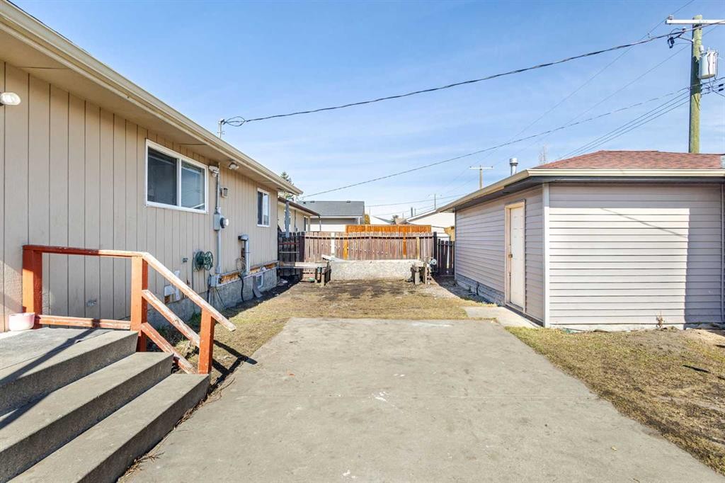 268 Madeira Place Ne, Calgary, AB