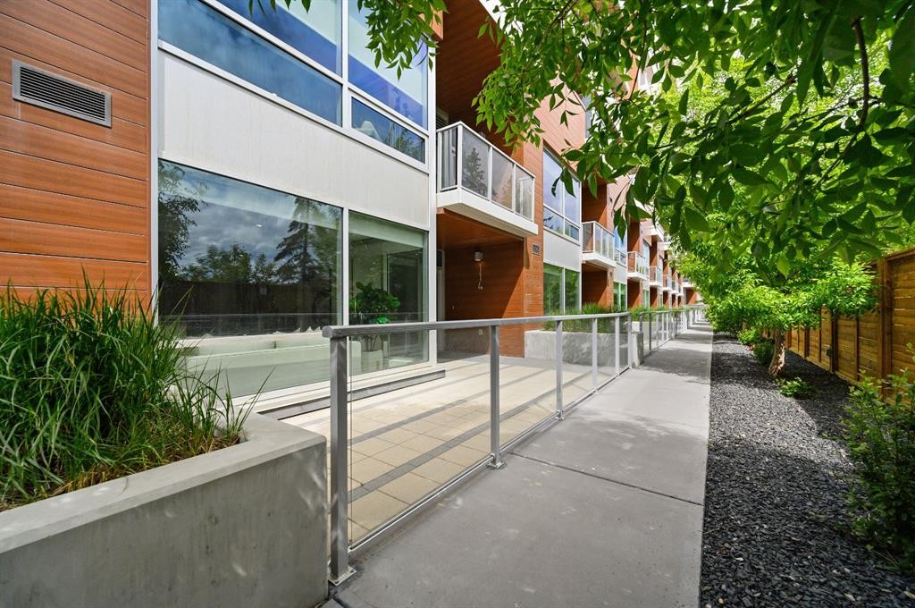 114-8505 Broadcast Avenue Sw, Calgary, AB - Outdoor With Balcony