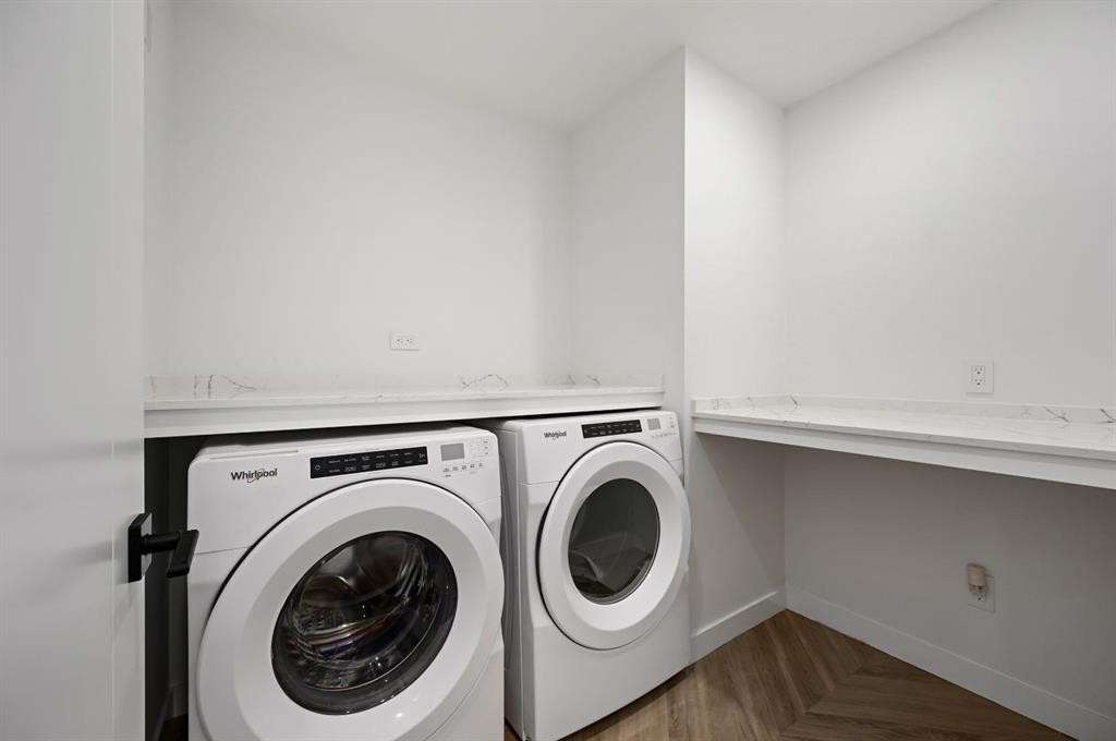 114-8505 Broadcast Avenue Sw, Calgary, AB - Indoor Photo Showing Laundry Room