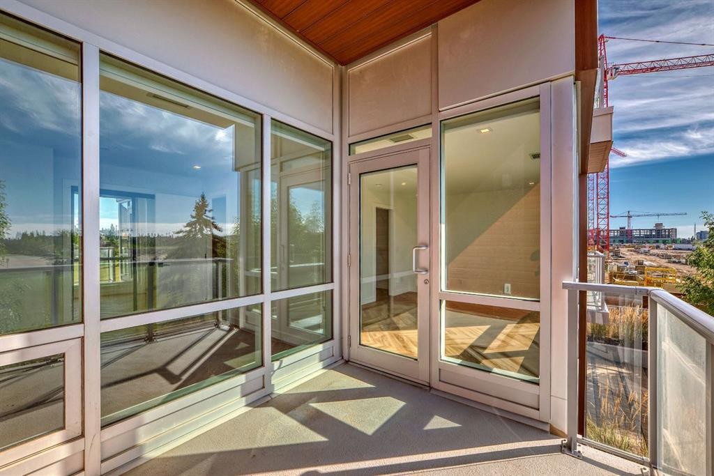112-8445 Broadcast Avenue Sw, Calgary, AB - Photo Showing Other Room