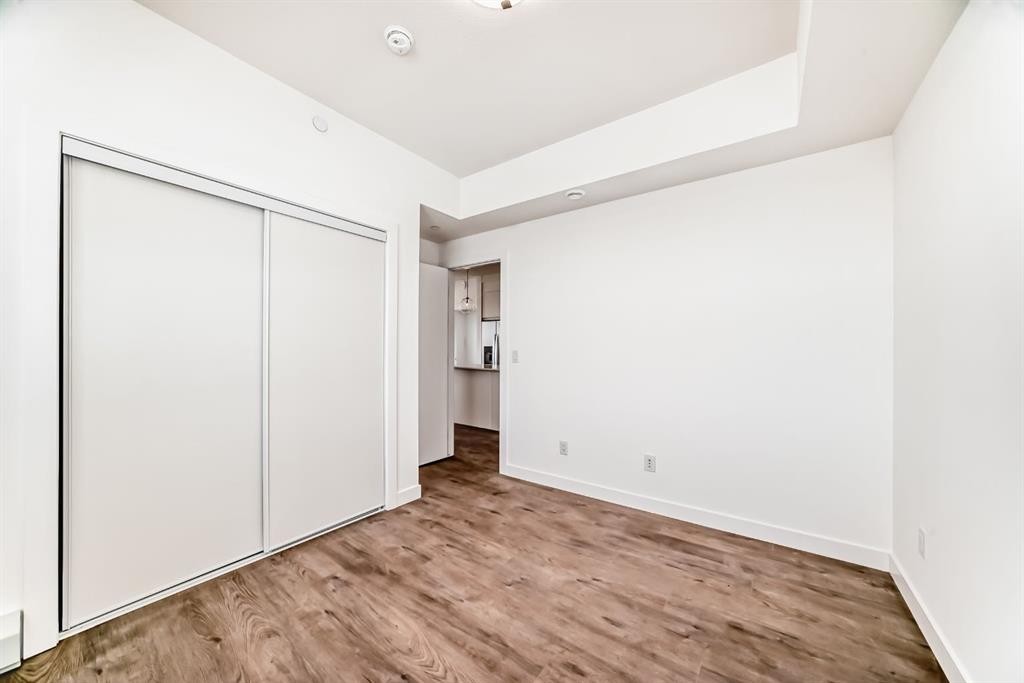 1519-63 Corner Glen Crescent Ne, Calgary, AB - Indoor Photo Showing Other Room