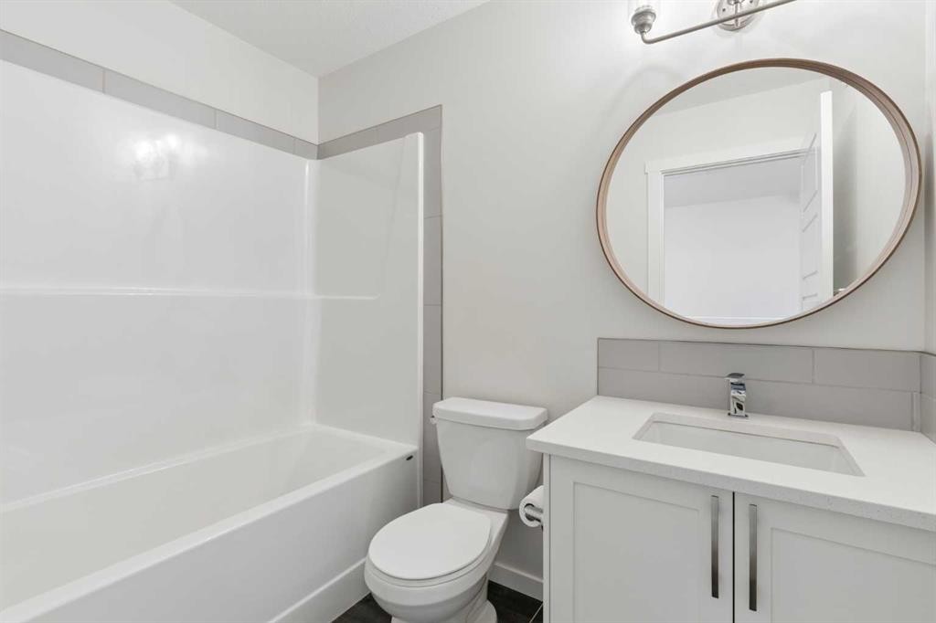 469 Cranbrook Square Se, Calgary, AB