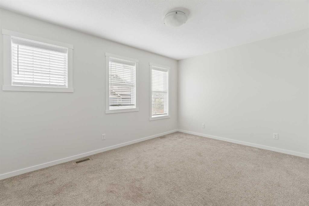 469 Cranbrook Square Se, Calgary, AB