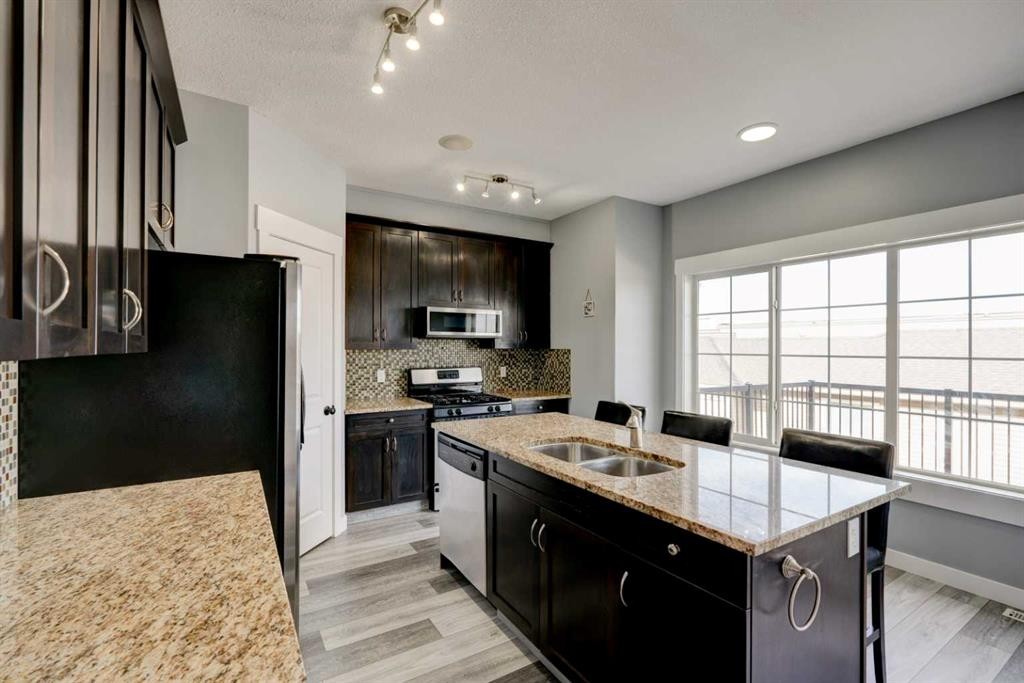 280 Rainbow Falls Drive, Chestermere, AB