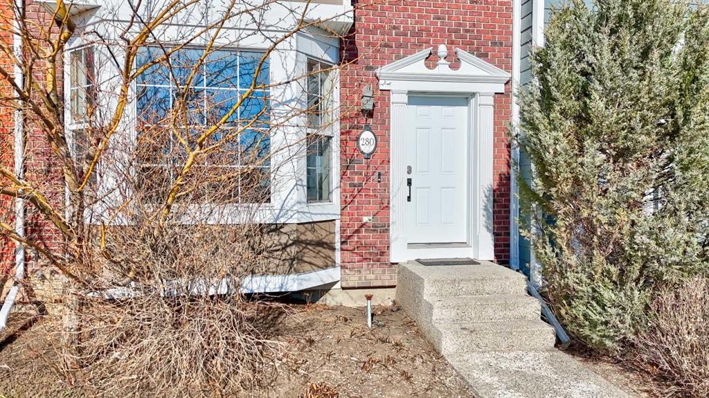 280 Rainbow Falls Drive, Chestermere, AB