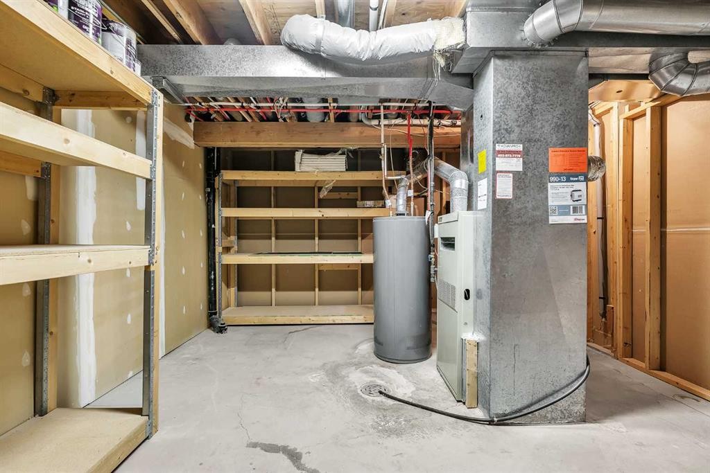 8 Edgepark Villas Nw, Calgary, AB - Indoor Photo Showing Basement