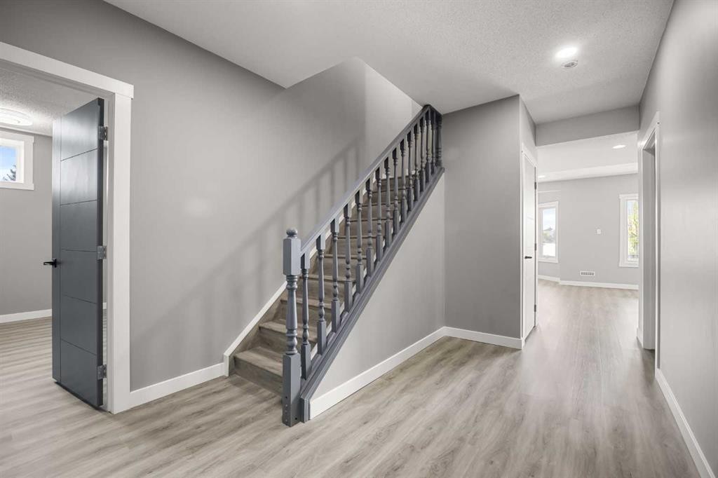 151 Coral Shores Landing Ne, Calgary, AB - Indoor Photo Showing Other Room