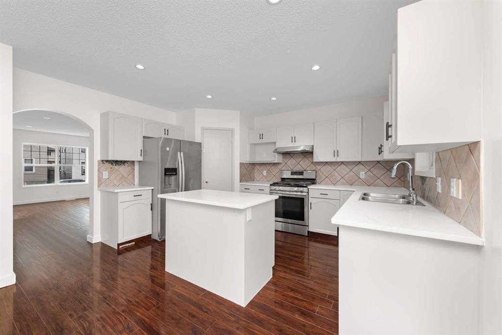 15 Martha'S Haven Green Ne, Calgary, AB