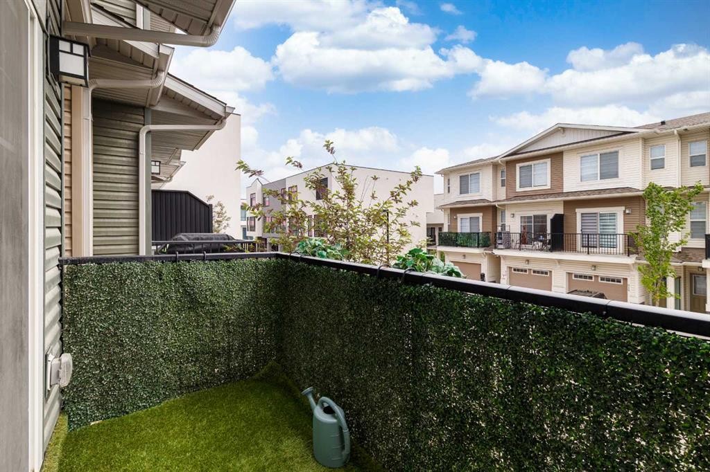 930 Sage Hill Grove Nw, Calgary, AB