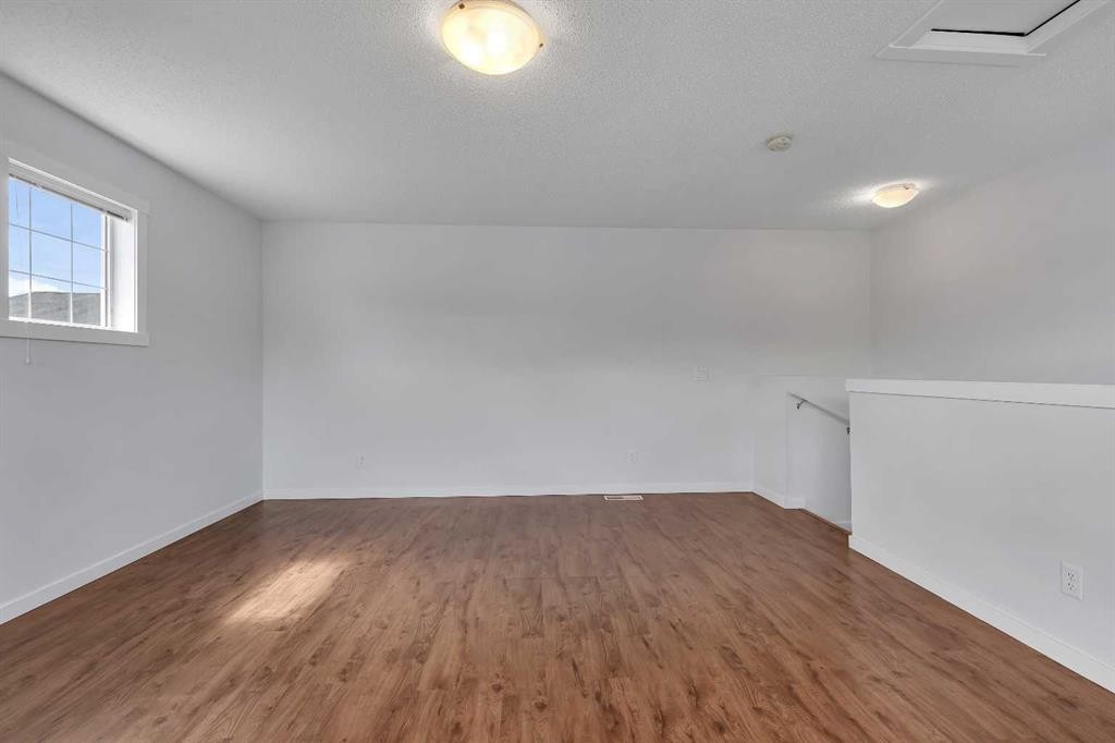 237 Cranbrook Square Se, Calgary, AB