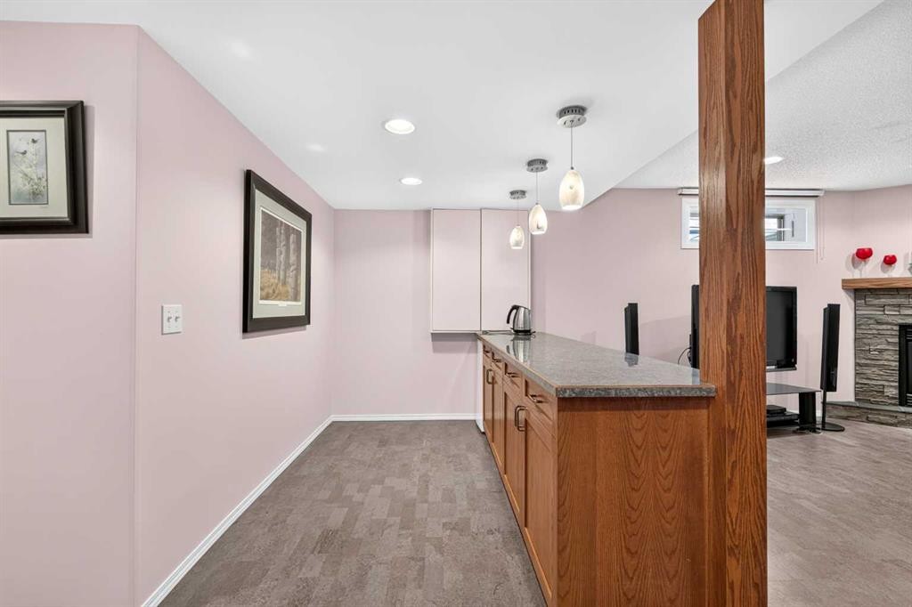 501 Coral Keys Villas Ne, Calgary, AB