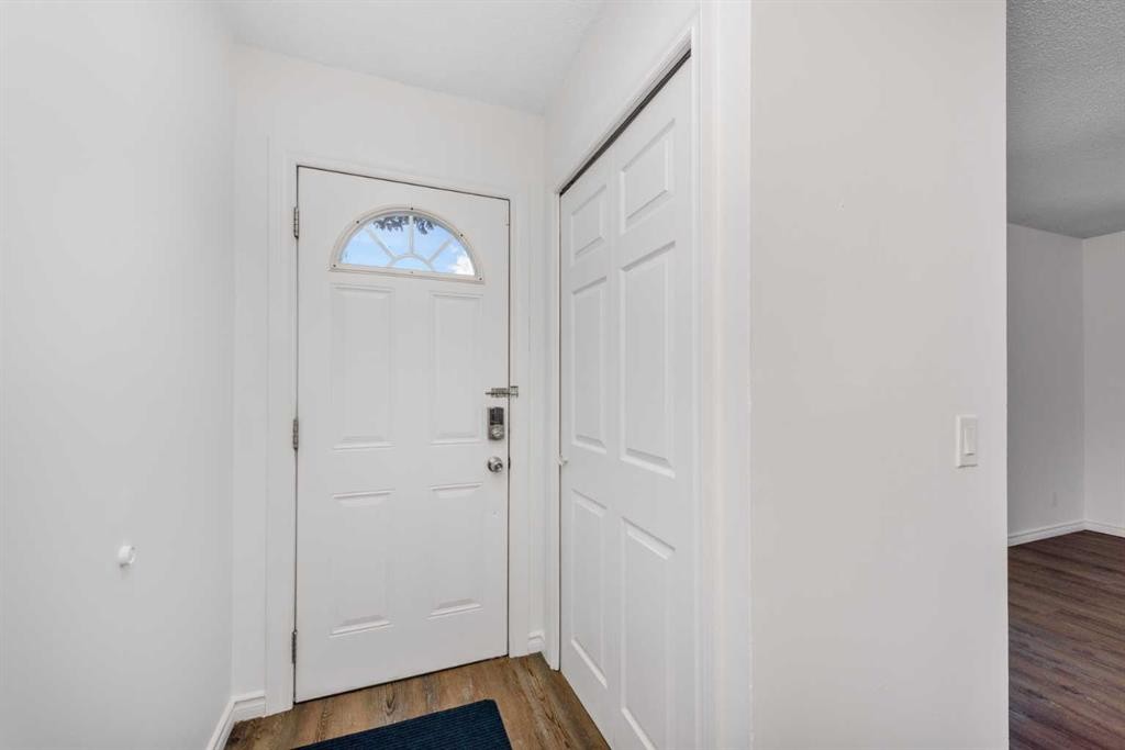 120 Whitefield Drive Ne, Calgary, AB