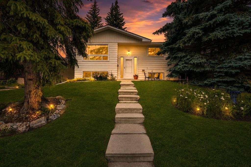 5212 Valiant Drive Nw, Calgary, AB