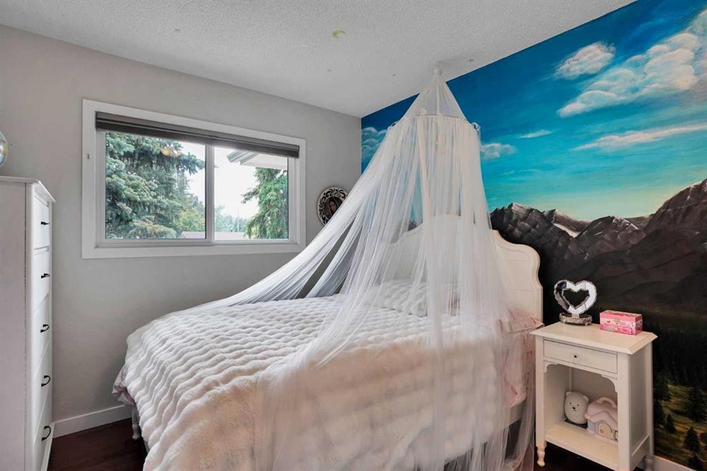 5212 Valiant Drive Nw, Calgary, AB