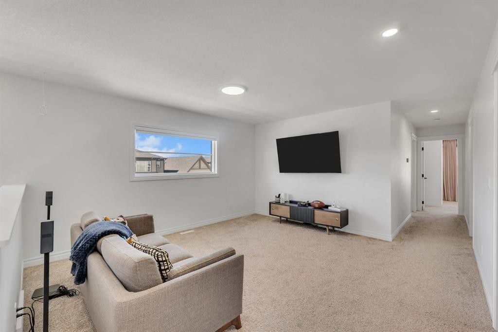 75 Setonstone Row Se, Calgary, AB
