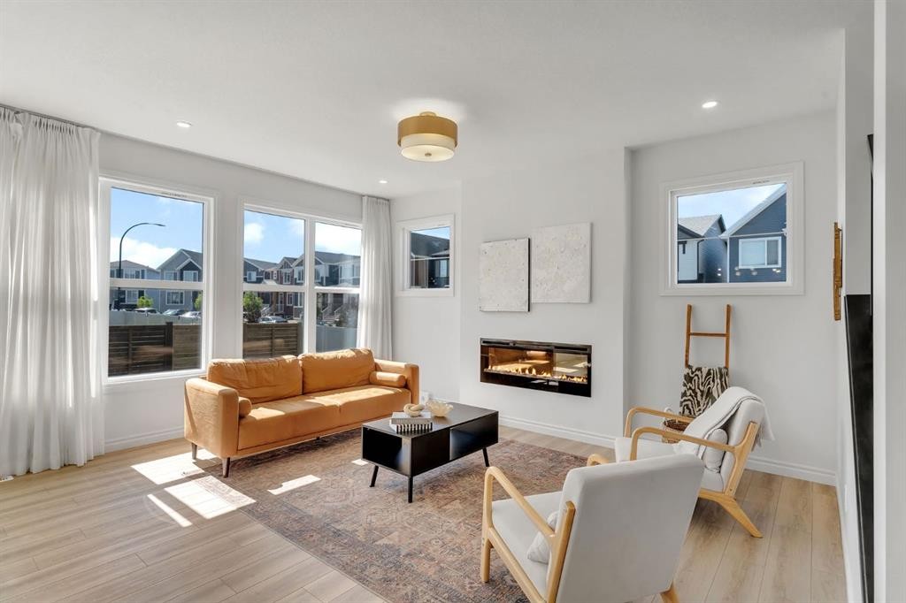75 Setonstone Row Se, Calgary, AB