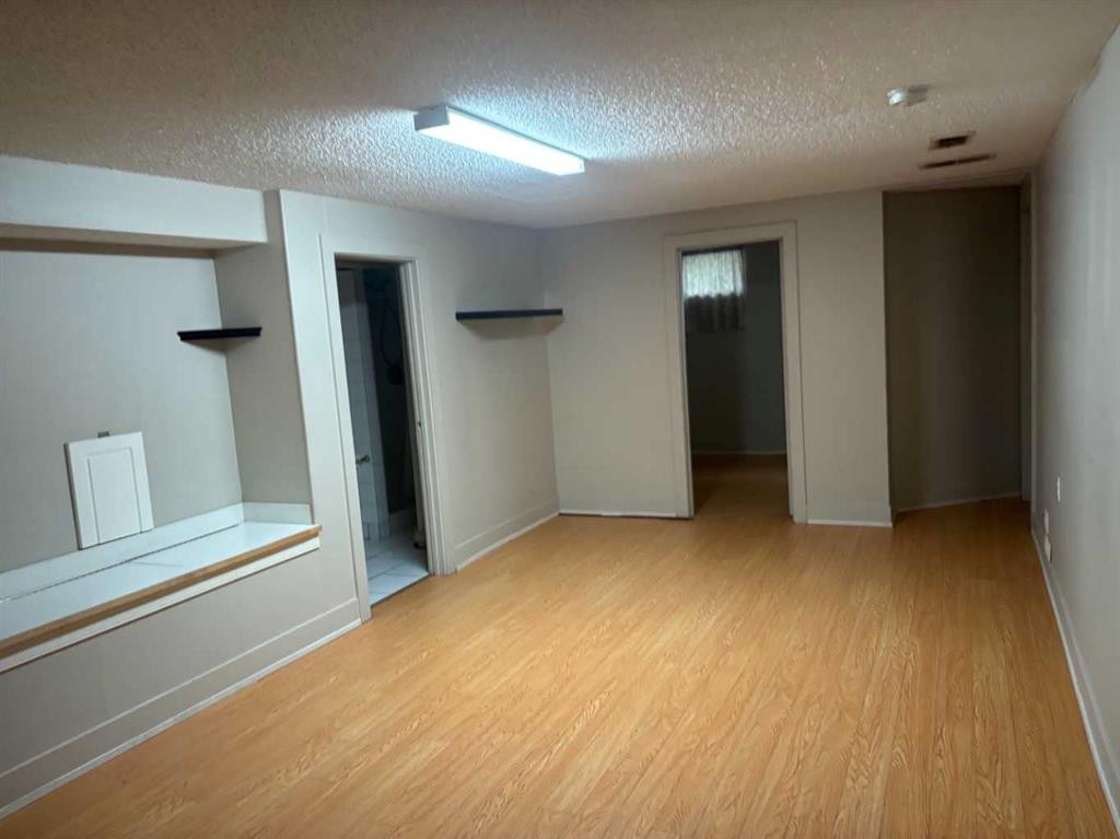 4406 Fordham Crescent Se, Calgary, AB