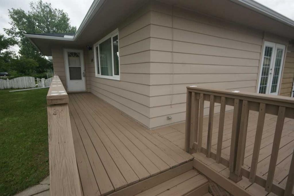 4406 Fordham Crescent Se, Calgary, AB - Outdoor With Deck Patio Veranda With Exterior
