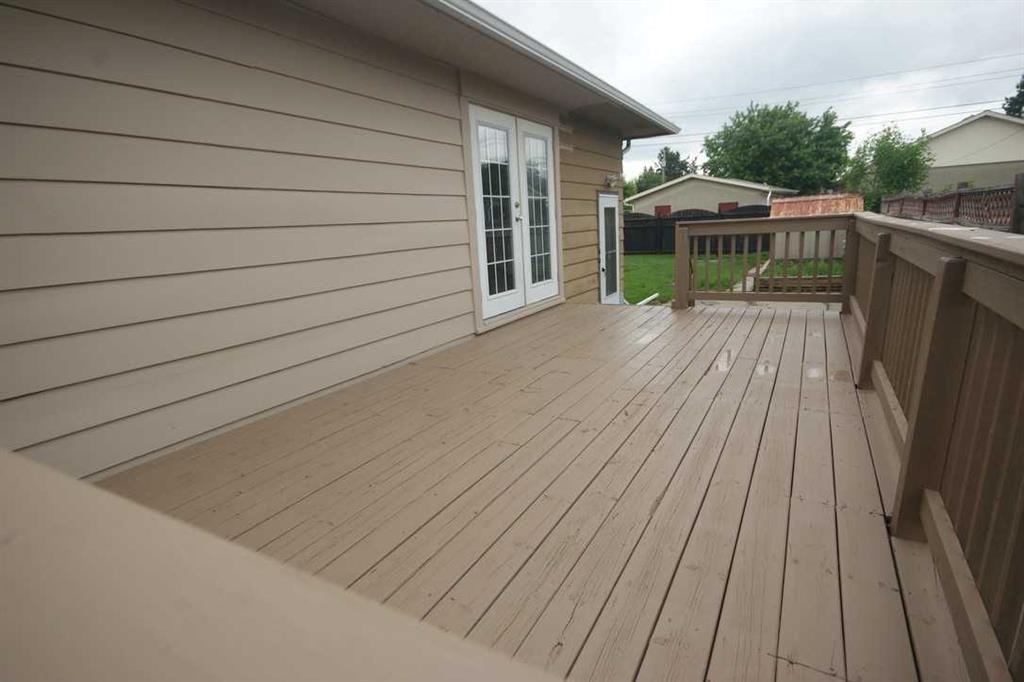4406 Fordham Crescent Se, Calgary, AB - Outdoor With Deck Patio Veranda With Exterior