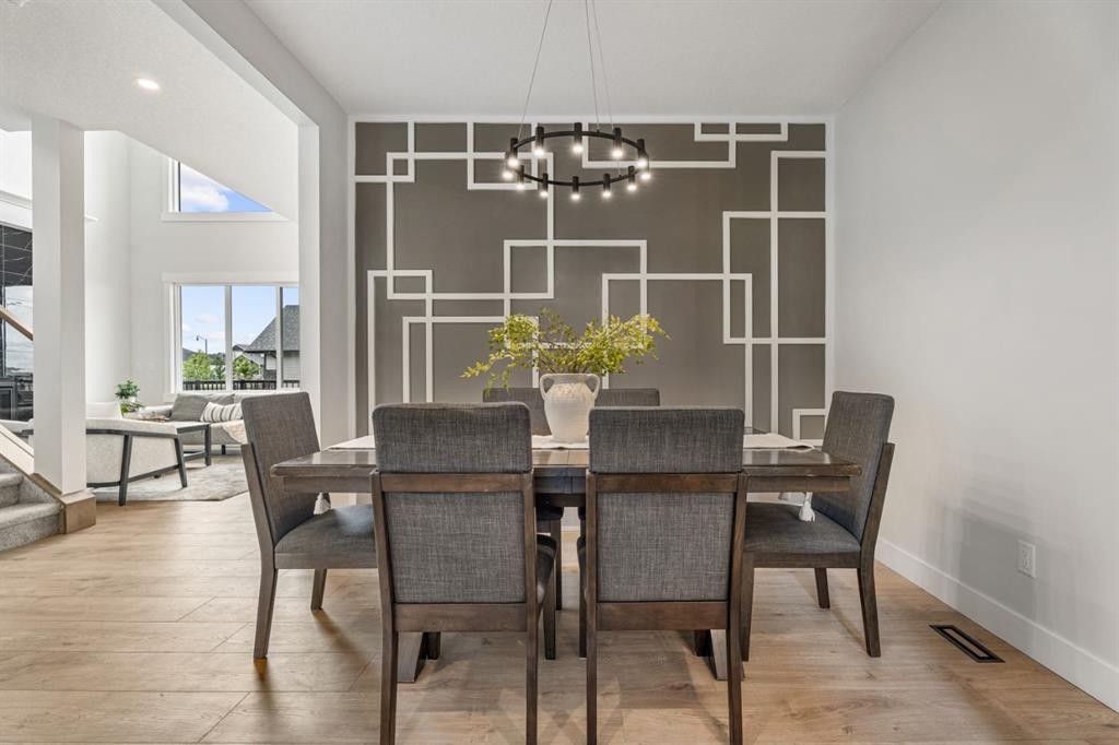 22 Cimarron Estates Gate, Okotoks, AB