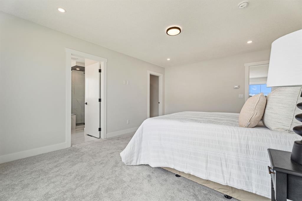 22 Cimarron Estates Gate, Okotoks, AB