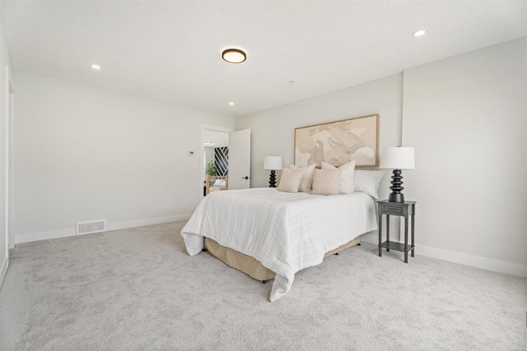 22 Cimarron Estates Gate, Okotoks, AB