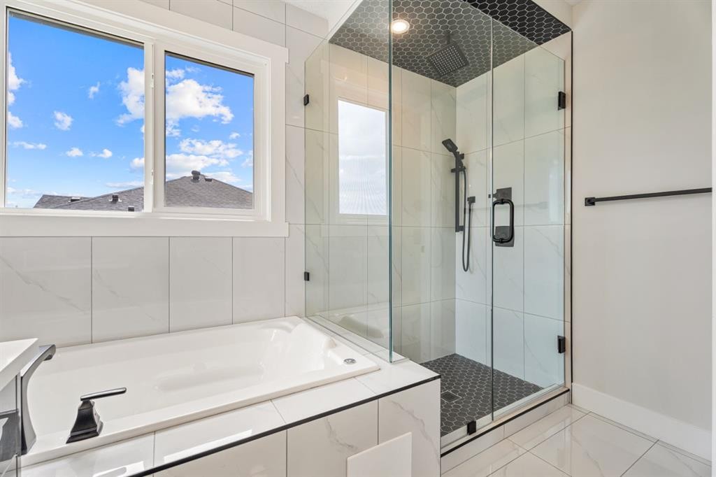 22 Cimarron Estates Gate, Okotoks, AB