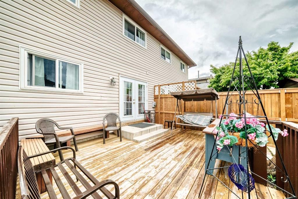 75 Cedardale Crescent Sw, Calgary, AB