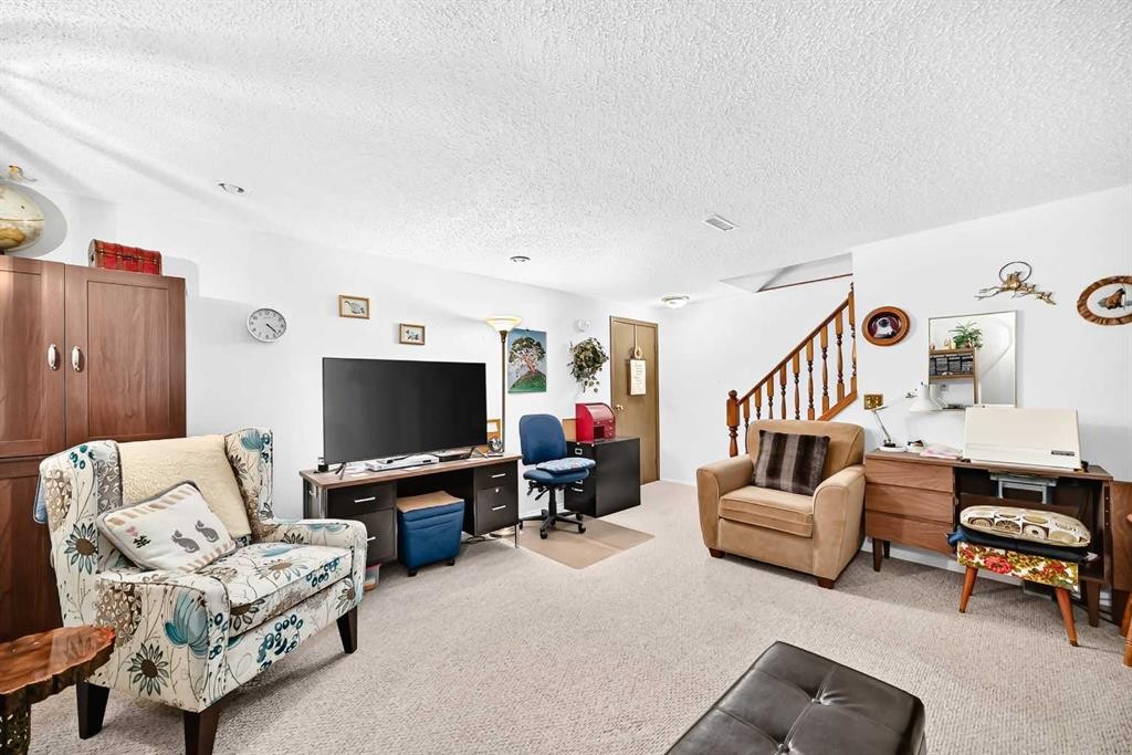 75 Cedardale Crescent Sw, Calgary, AB