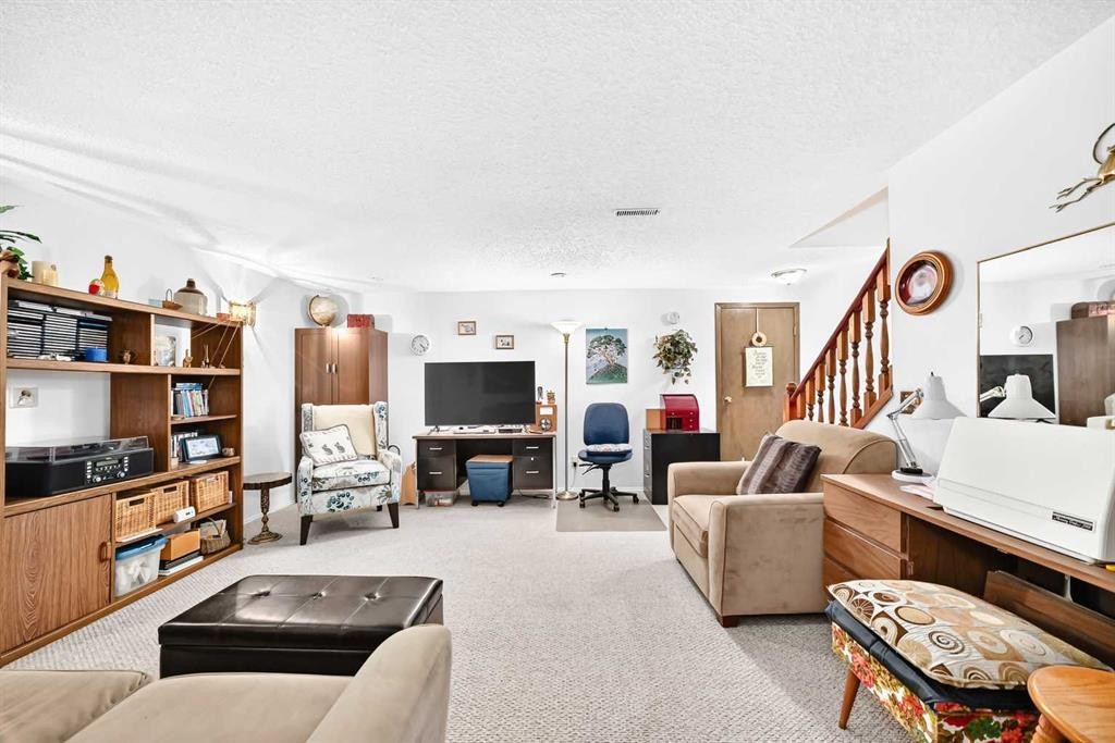 75 Cedardale Crescent Sw, Calgary, AB