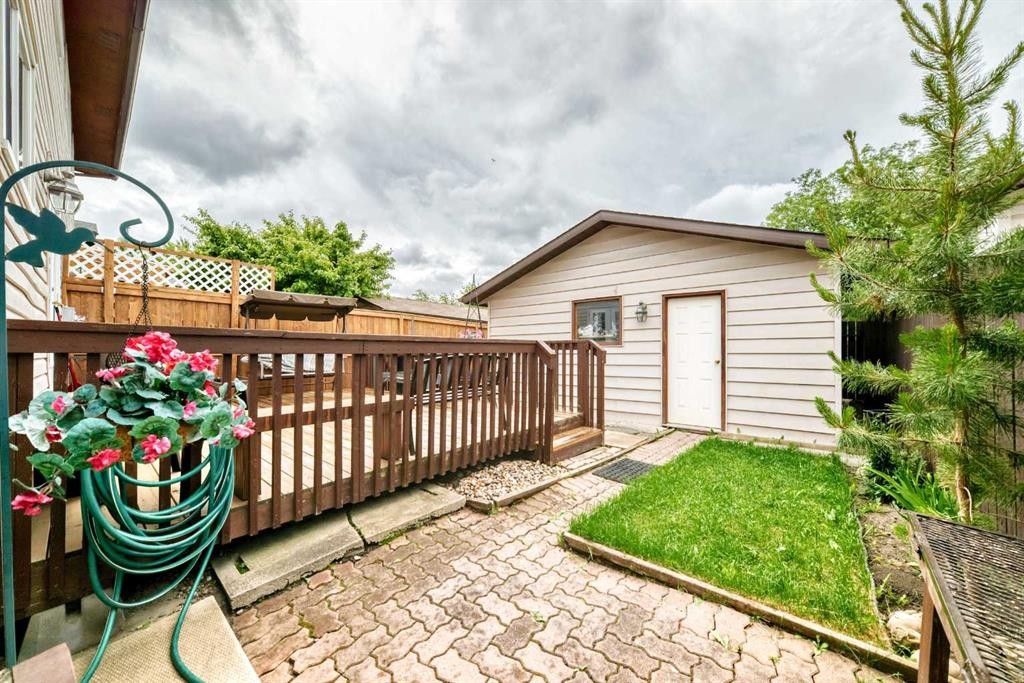 75 Cedardale Crescent Sw, Calgary, AB