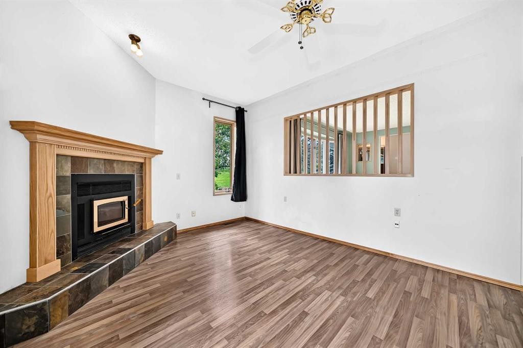 42 Cardiff Drive Nw, Calgary, AB - Indoor With Fireplace