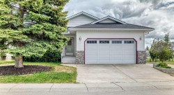 30 Tipping Close SEAirdrie, AB T4A 4A6