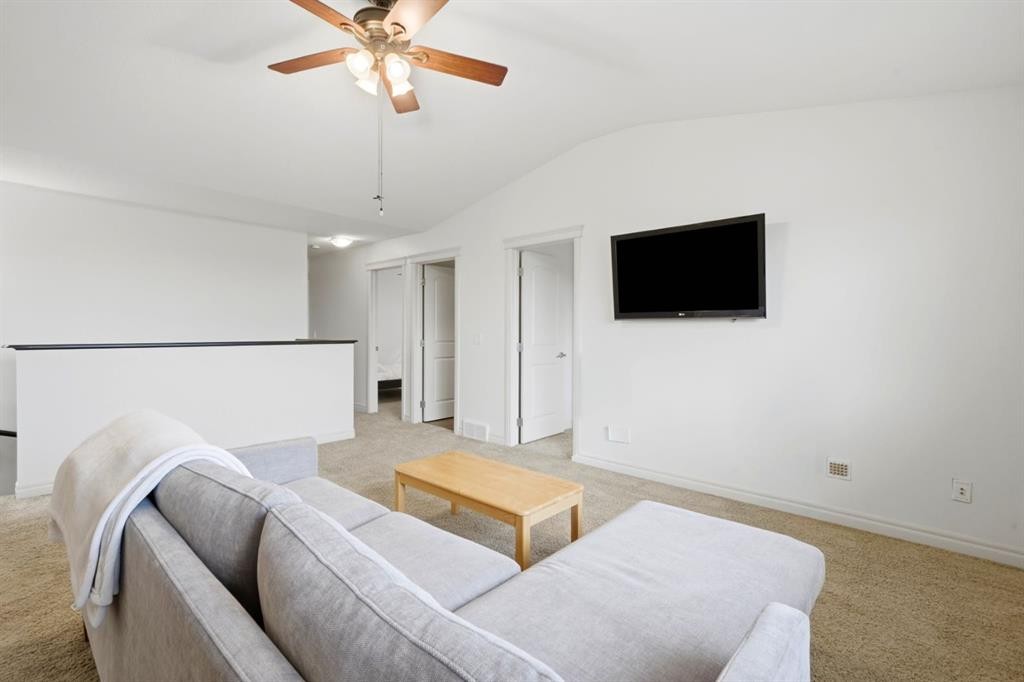 50 Sage Valley Green Nw, Calgary, AB
