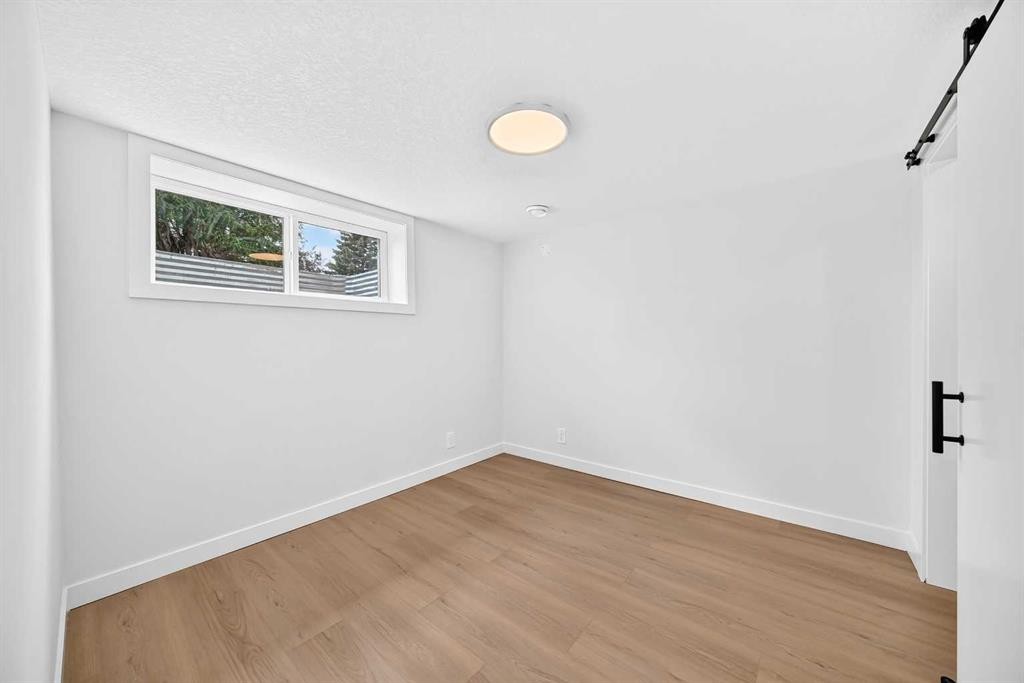 5144 Marian Way Ne, Calgary, AB