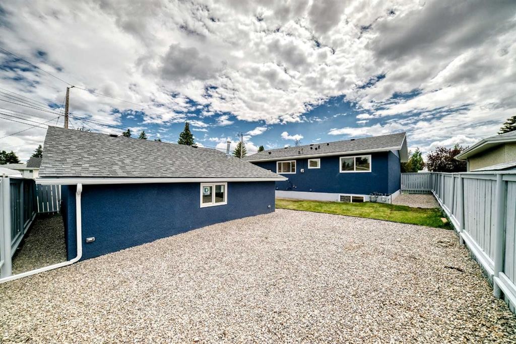 5144 Marian Way Ne, Calgary, AB