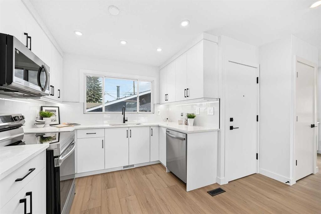 5144 Marian Way Ne, Calgary, AB