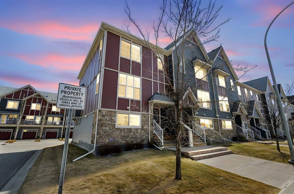 267 Mahogany Way Se, Calgary, AB
