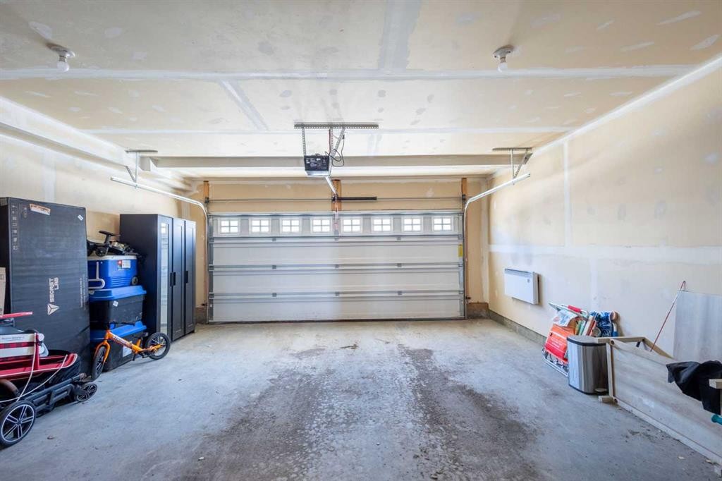 267 Mahogany Way Se, Calgary, AB
