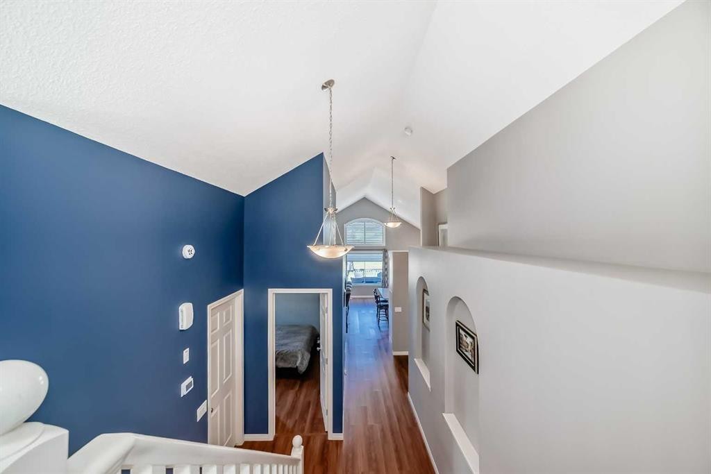 255 Copperfield Manor Se, Calgary, AB