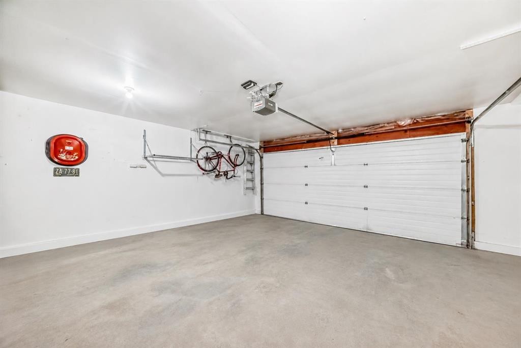 255 Copperfield Manor Se, Calgary, AB