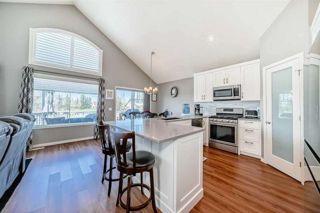 255 Copperfield Manor Se, Calgary, AB