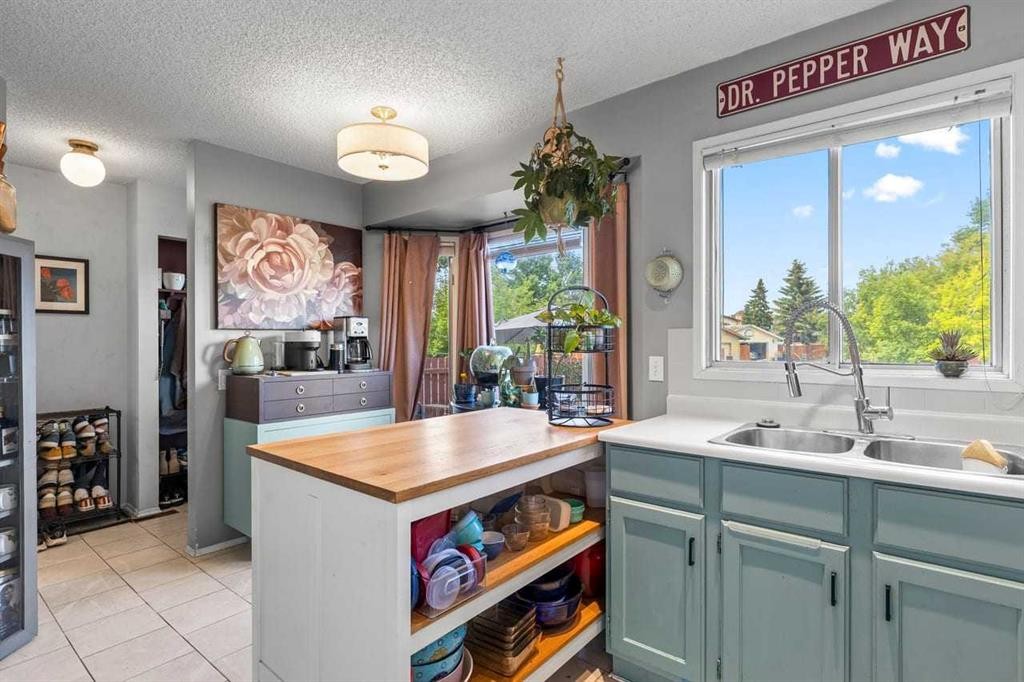 116 Sunbank Way Se, Calgary, AB