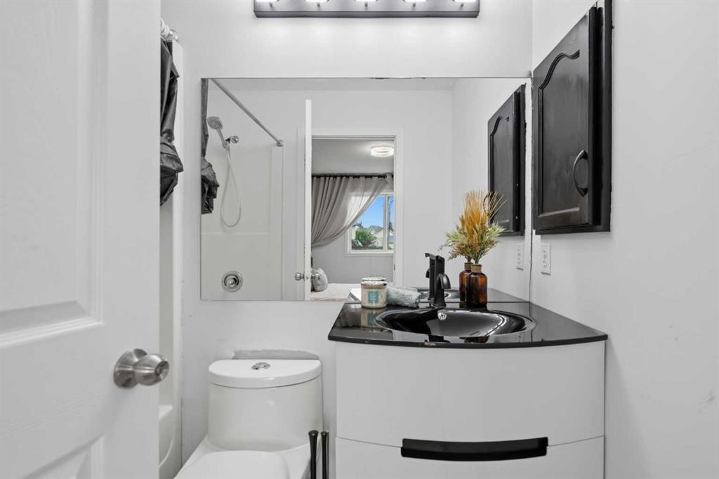 319 Coventry Road Ne, Calgary, AB