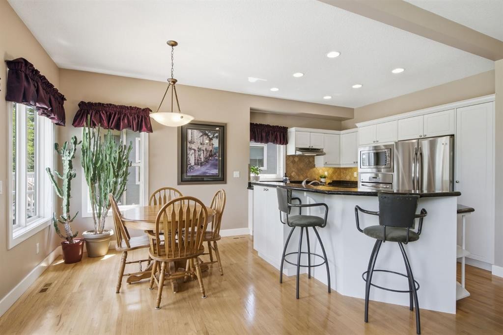 25 Ravine Drive, Heritage Pointe, AB