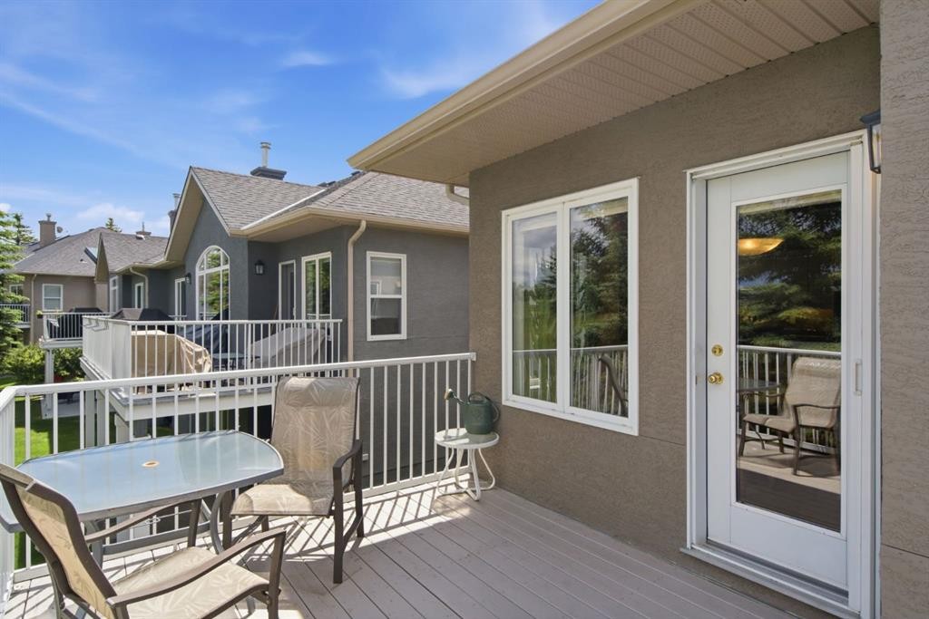 25 Ravine Drive, Heritage Pointe, AB